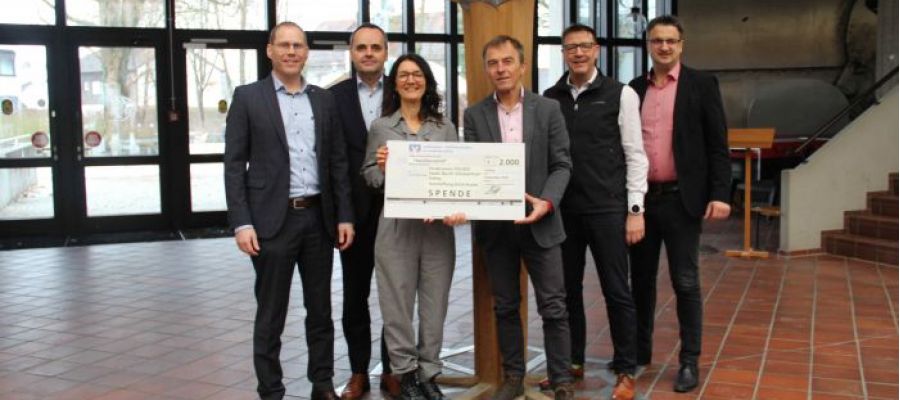 Spendenübergabe des Kreisverbands der Volks- und Raiffeisenbanken - Foto: BSZ ED